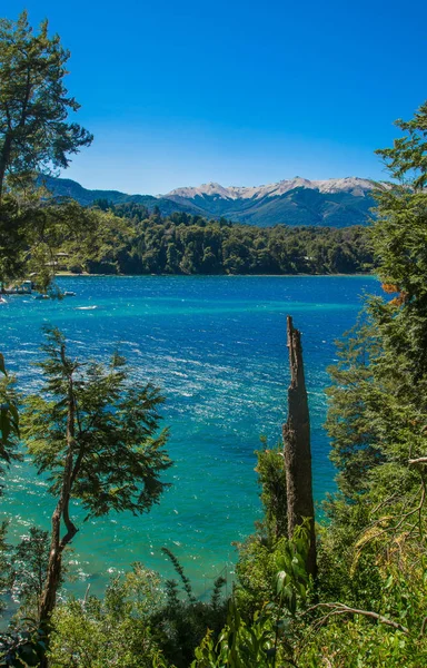 Lago Nahuel Huapi y Villa La Angostura, Argentina — Foto de Stock