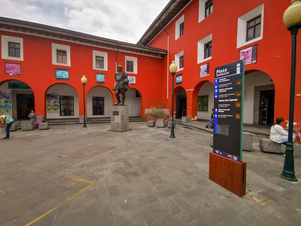 Quito, Ecuador, 29 de septiembre de 2019: Vista del centro histórico de Quito, Ecuador. Proclamado por la Unesco — Foto de Stock