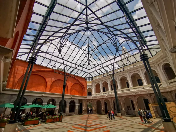 Quito, Ecuador, September 29, 2019: View of the historic centre of Quito, Ecuador. Proclaimed by the Unesco — ストック写真