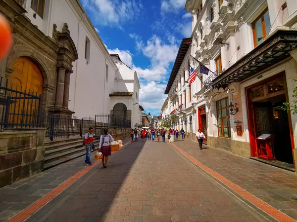 Quito, Ecuador, September 29, 2019: View of the historic centre of Quito, Ecuador. Proclaimed by the Unesco — Stock Photo, Image