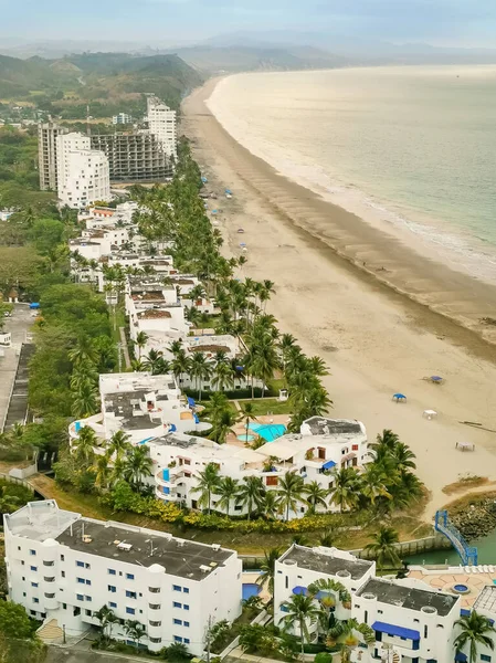 Casa Blanca, Stesso Ecuador bellissimo resort sulla spiaggia, ripresa aerea — Foto Stock