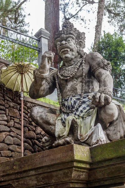 Estatua Del Guardián Templo Hindú Balinés Pura Tirta Empul Tampaksiring — Foto de Stock
