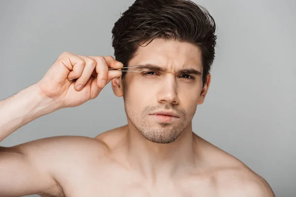 Close Beauty Portrait Half Naked Concentrated Young Man Using Tweezers — Stock Photo, Image