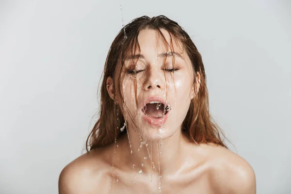 Fashion Portrait Topless Pretty Woman Makeup Wet Hair Water Stream — Stock Photo, Image