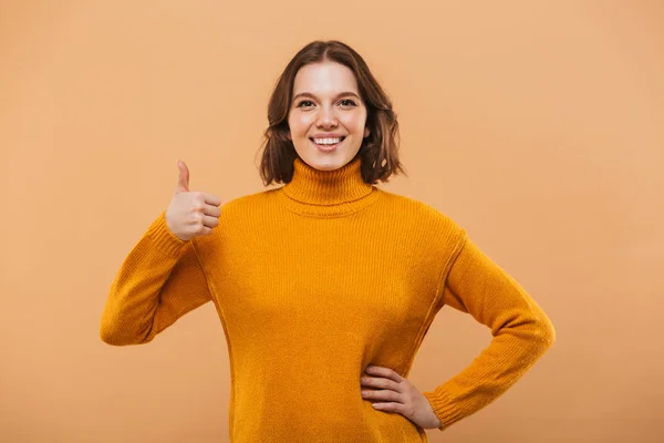 Porträt Einer Selbstbewussten Jungen Frau Pullover Mit Daumen Hoch Geste — Stockfoto