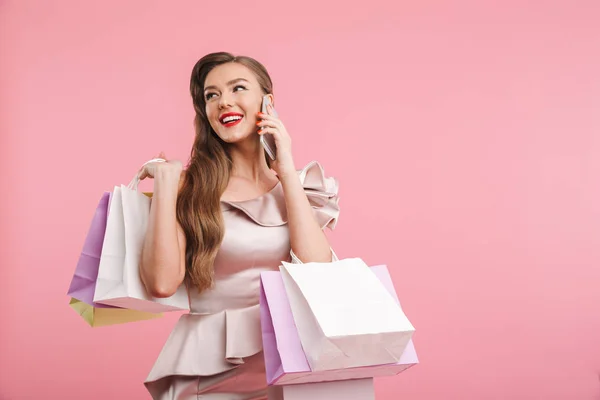 Foto Una Ricca Donna Moda Anni Abito Sorridente Parlando Sullo — Foto Stock