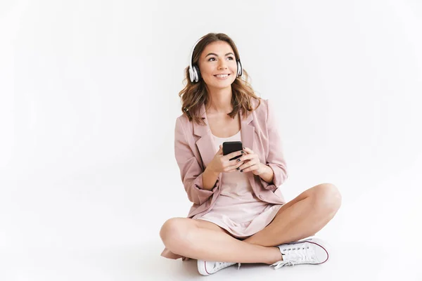 Imagem Jovem Bonita Mulher Bonita Isolado Sobre Fundo Parede Branca — Fotografia de Stock