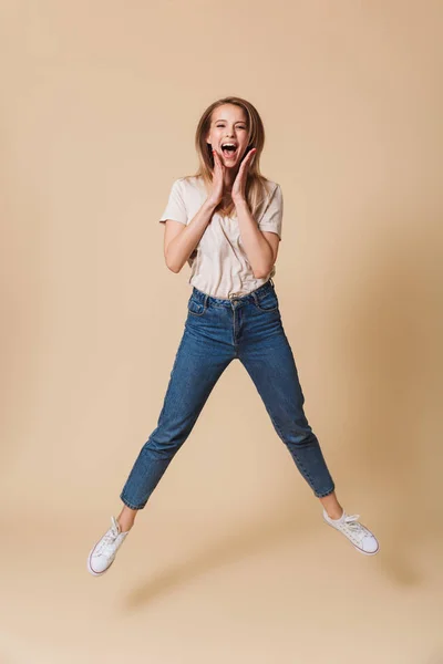 Retrato Larga Duración Mujer Rubia Feliz Años Usando Ropa Casual —  Fotos de Stock