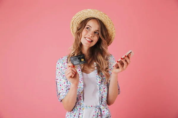 Retrato Una Joven Pensativa Vestido Verano Sombrero Paja Que Muestra — Foto de Stock