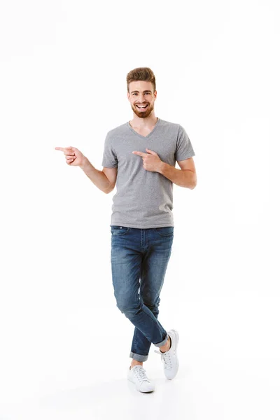 Imagen Joven Feliz Guapo Emocionado Parado Aislado Sobre Fondo Blanco — Foto de Stock