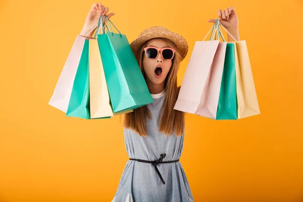 Portrait Excited Young Blonde Woman Summer Hat Sunglasses Holding Shopping — Stock Photo, Image