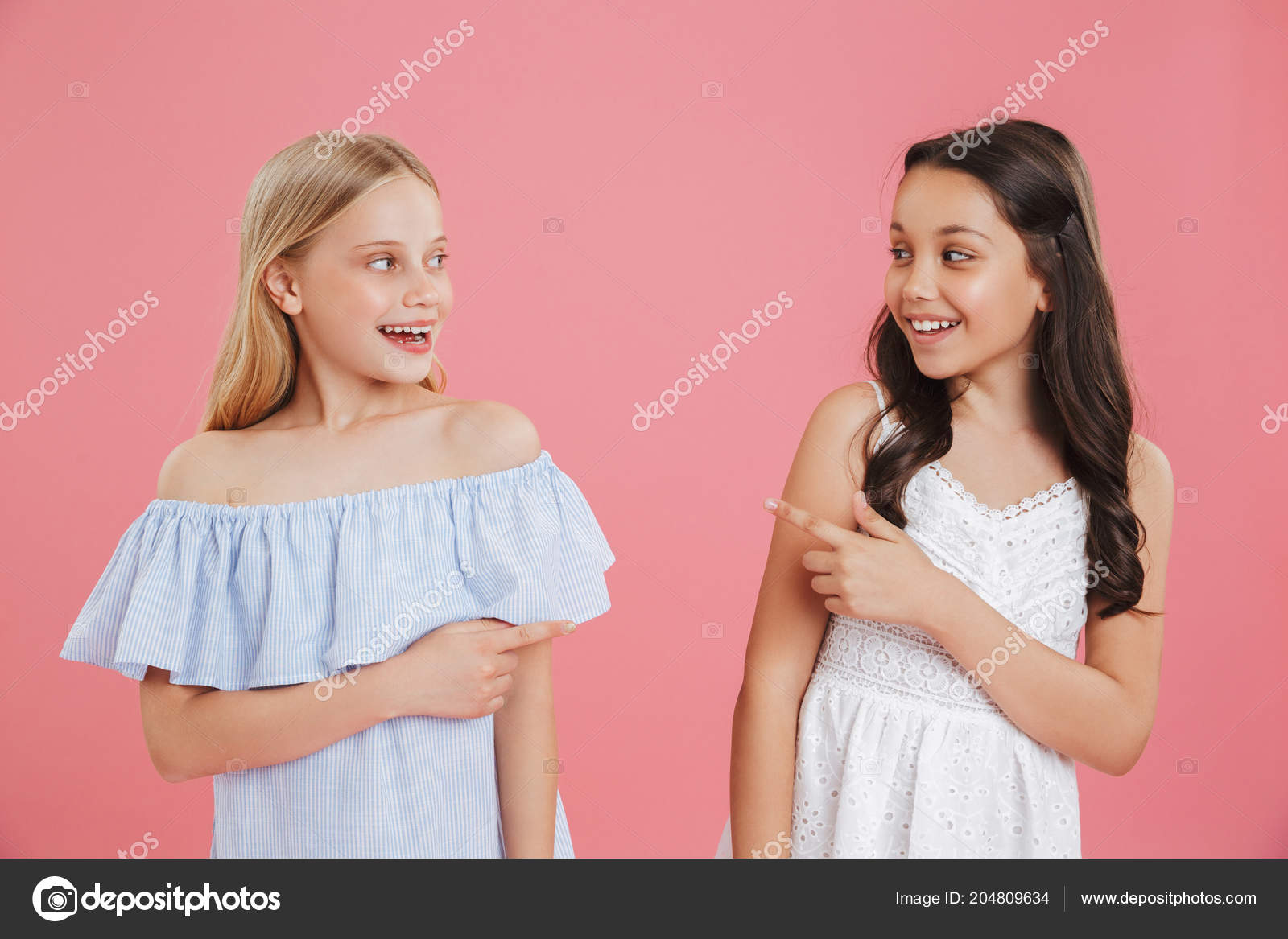 Blonde girls get to know each other