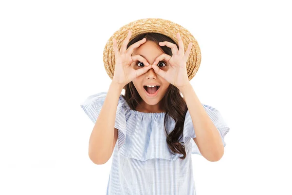 Imagen Chica Divertida Pie Aislada Sobre Fondo Pared Blanco — Foto de Stock