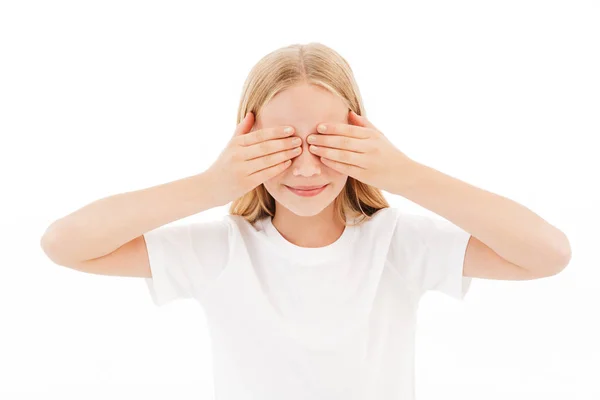 Foto Menina Bonito Isolado Sobre Fundo Parede Branca Cobrindo Rosto — Fotografia de Stock