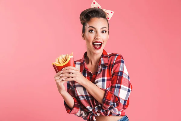 Immagine Eccitato Sorpreso Giovane Pin Donna Isolato Sfondo Rosa Muro — Foto Stock