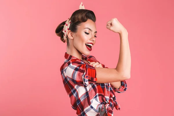 Foto Splendida Forte Giovane Pin Donna Isolato Parete Sfondo Rosa — Foto Stock