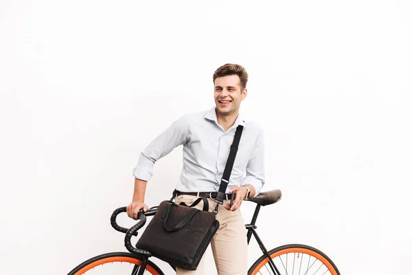 Retrato Jovem Feliz Vestido Camisa Apoiada Uma Bicicleta Enquanto Estava — Fotografia de Stock