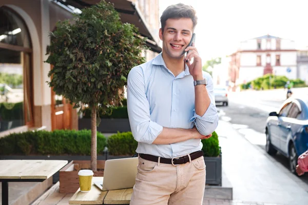 Smiling Young Stylish Man Shirt Talking Mobile Phone While Standing — Stock Photo, Image