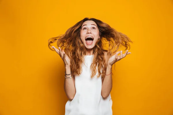 Portrait Cheerful Young Girl Screaming Isolated Yellow Background — Stock Photo, Image