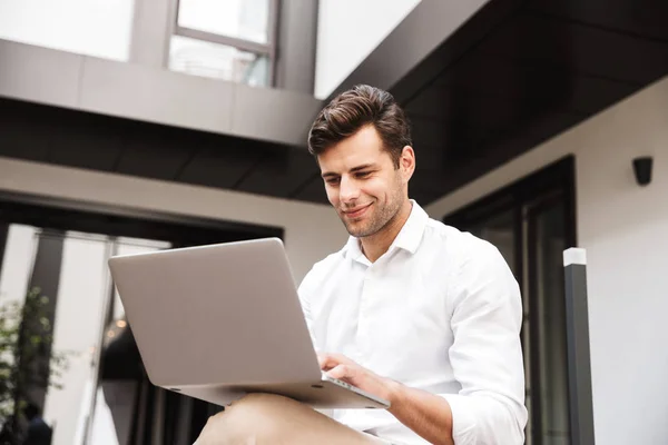 Portrait Smiling Young Formal Dressed Man Working Laptop Computer While — Stock Photo, Image