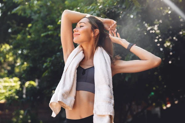 Portrait Satisfied Young Fitness Girl Standing Outdoors Towel Her Shoulders — Stock Photo, Image