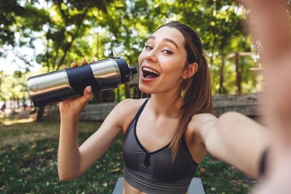 Portrait Joyful Young Fitness Girl Taking Selfie While Sitting Outdoors — Stock Photo, Image