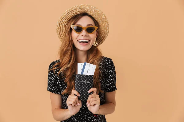 Image Satisfied European Woman 20S Wearing Straw Hat Sunglasses Smiling — Stock Photo, Image