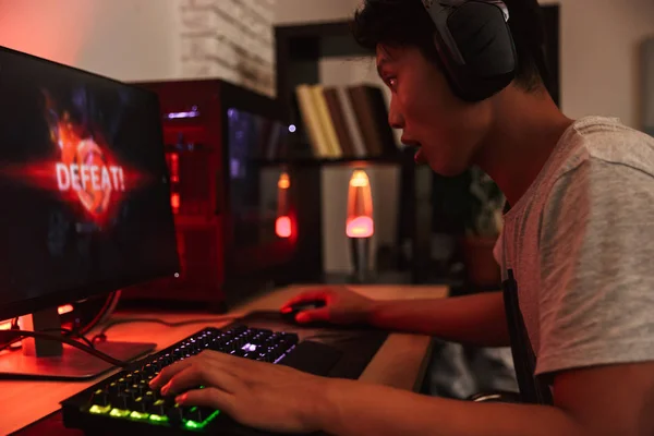 Portrait Asian Teenage Gamer Boy Losing While Playing Video Games — Stock Photo, Image