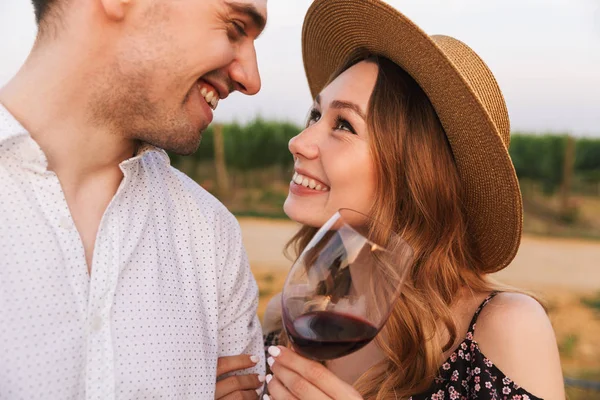 Image Young Cute Loving Couple Outdoors Holding Glasses Wine — Stock Photo, Image