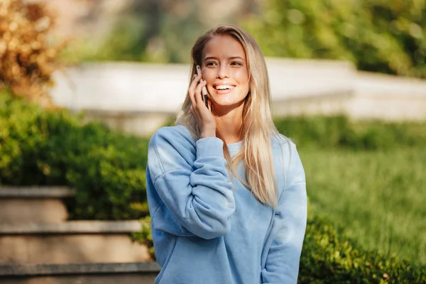 Portrait Happy Young Girl Student Sitting Steps Outdoors Talking Mobile — Stock Photo, Image