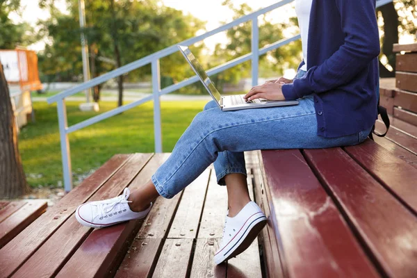 Cropped Photo African Young Woman Sitting Outdoors Park Steps Using — Stock Photo, Image