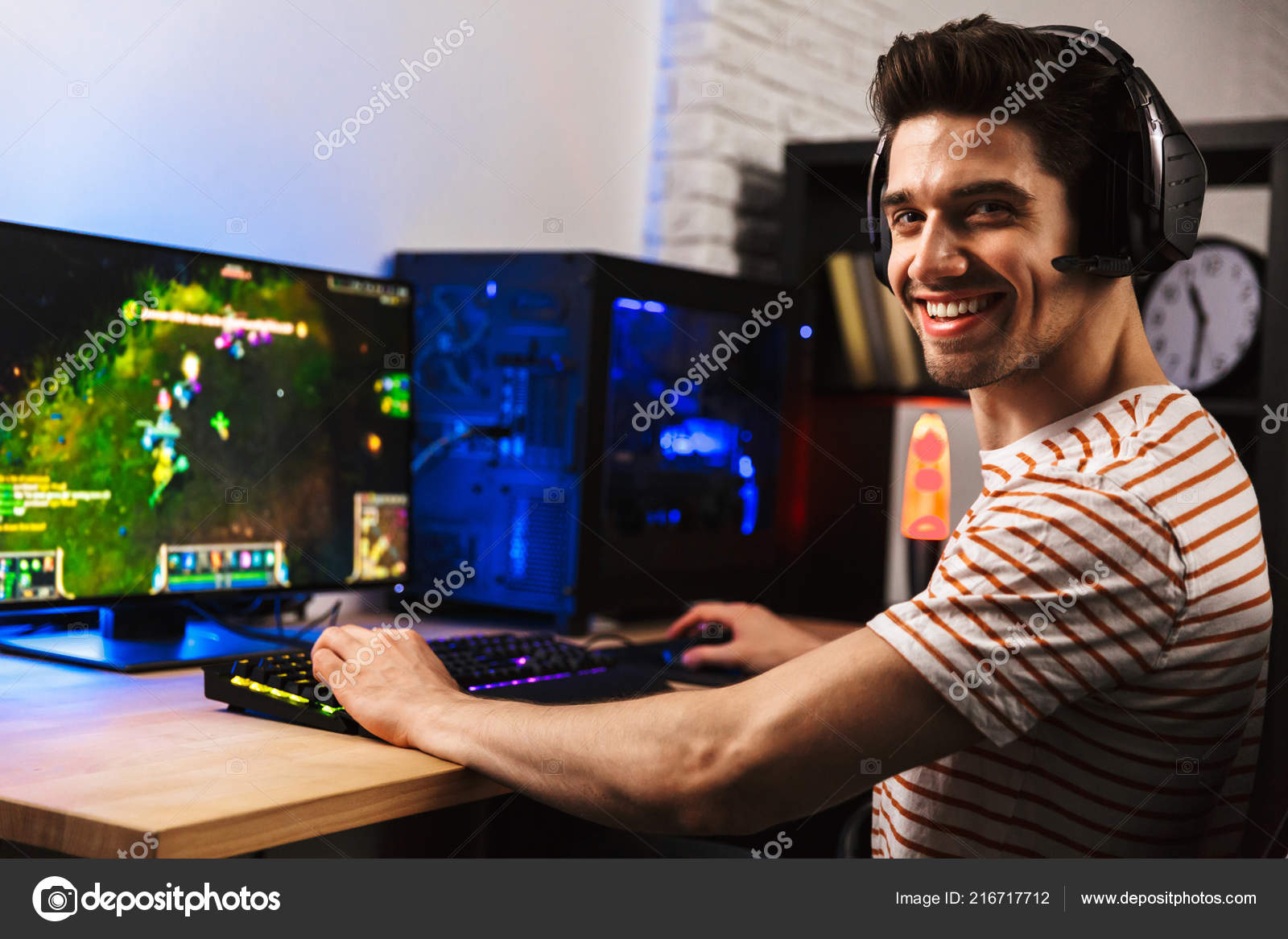 Men Playing Computer Games · Free Stock Photo