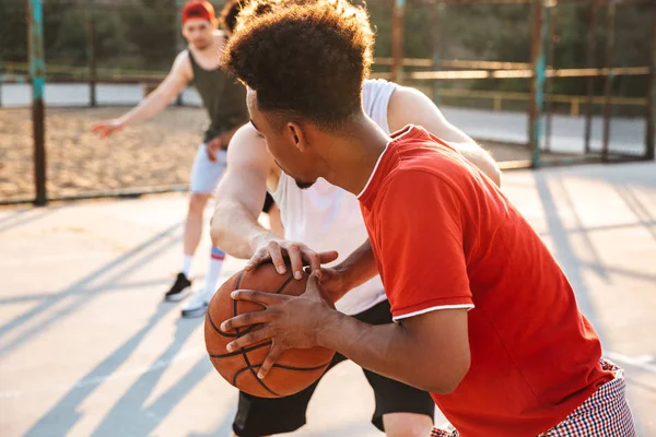 Portrait Muscular Sporty Boys Playing Basketball Playground Outdoor Summer Sunny — Stok Foto