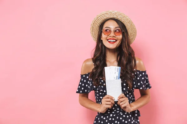 Intrigued Pleased Brunette Woman Straw Hat Sunglasses Holding Passport Tickets — Stock Photo, Image