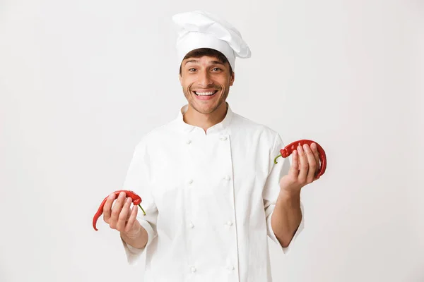 Imagem Jovem Chef Feliz Homem Isolado Sobre Fundo Parede Branca — Fotografia de Stock