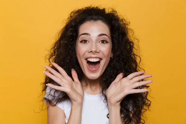 Foto Van Mooie Enthousiast Jonge Cute Vrouw Poseren Geïsoleerd Gele — Stockfoto