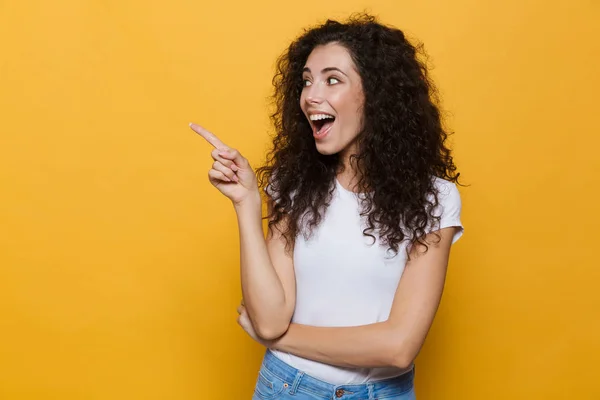 Foto Van Mooie Enthousiast Jonge Cute Vrouw Poseren Geïsoleerd Gele — Stockfoto