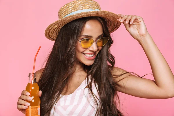 Photo Femme Élégante Des Années Portant Des Lunettes Soleil Chapeau — Photo