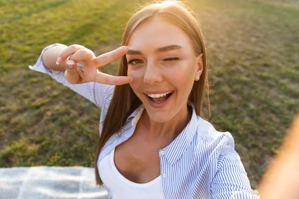 Close Happy Young Woman Taking Selfie Park Outstretched Hand Showing — Stock Photo, Image