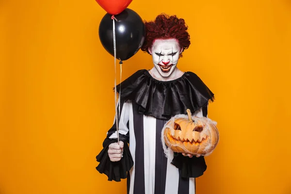 Palhaço Irritado Homem Vestindo Traje Preto Maquiagem Halloween Olhando Para — Fotografia de Stock