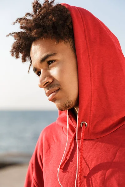 Image Young Guy Outdoors Beach Listening Music Earphones — Stock Photo, Image