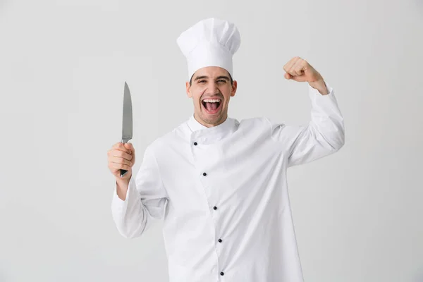 Foto Emocional Gritando Jovem Chef Dentro Casa Isolado Sobre Fundo — Fotografia de Stock