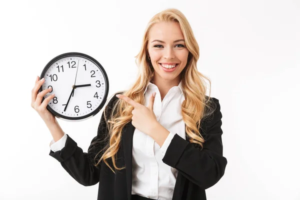 Portret Van Een Gelukkig Jong Zakenvrouw Permanent Geïsoleerde Witte Achtergrond — Stockfoto