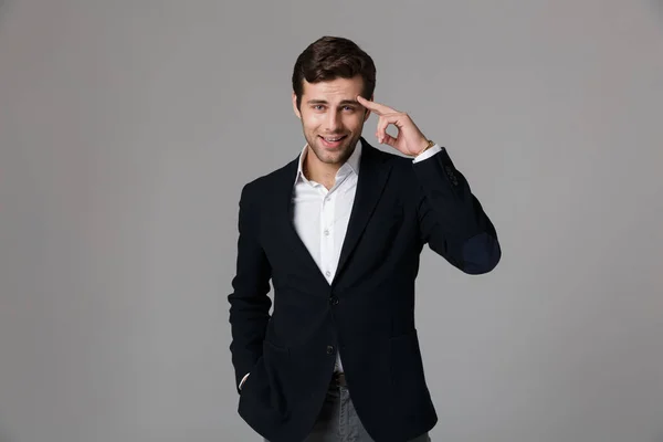 Närbild Porträtt Stilig Ung Affärsman Som Klädd Kostym Isolerade Över — Stockfoto