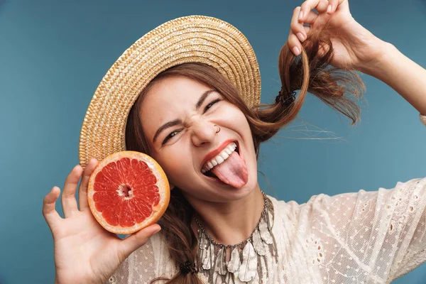 Imagen Una Mujer Bonita Feliz Posando Aislada Sobre Fondo Pared —  Fotos de Stock