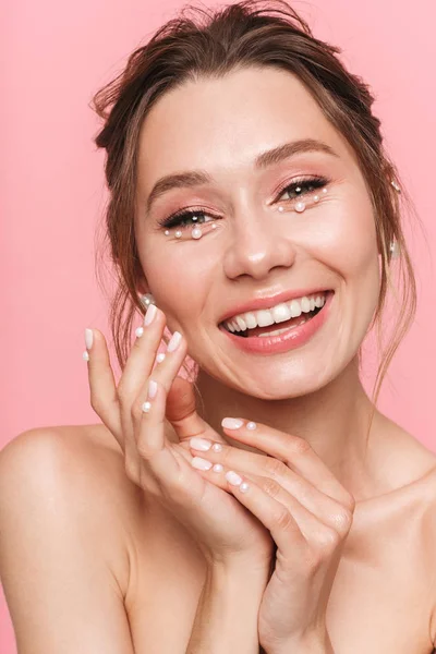 Foto Una Hermosa Joven Feliz Alegre Posando Aislada Sobre Fondo — Foto de Stock