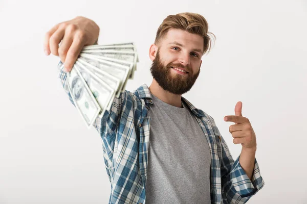 Imagen Guapo Joven Barbudo Parado Aislado Sobre Fondo Pared Blanco — Foto de Stock