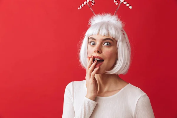 Bilden Upphetsad Unga Chockad Kvinna Klädd Carnival Jul Kostym Poserar — Stockfoto