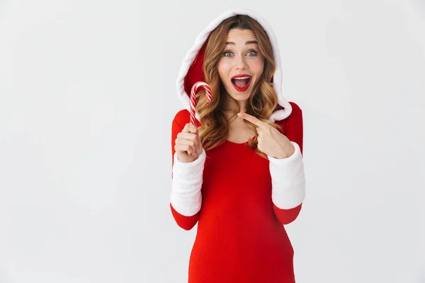 Neşeli Genç Kız Elbise Noel Şeker Beyaz Arka Plan Üzerinde — Stok fotoğraf