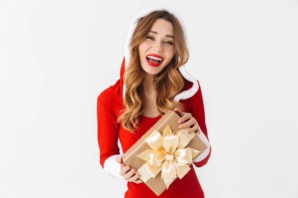 Mutlu Yaşlarda Giyen Noel Baba Kırmızı Kostüm Gülümseyen Kadın Holding — Stok fotoğraf